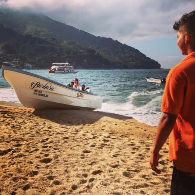 yelapa-tourist-boat
