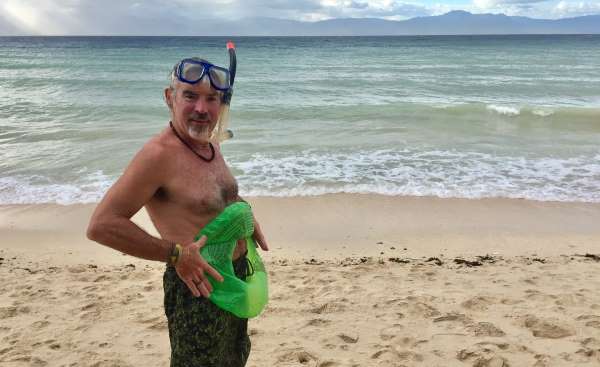 how to snorkel the easy way -- use a child's flotation donut