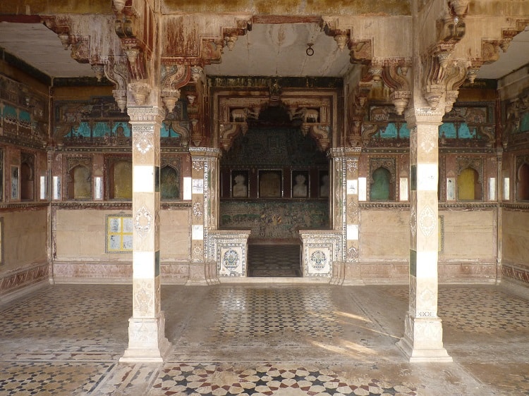 Garh Palace is one of the best things about Bundi.